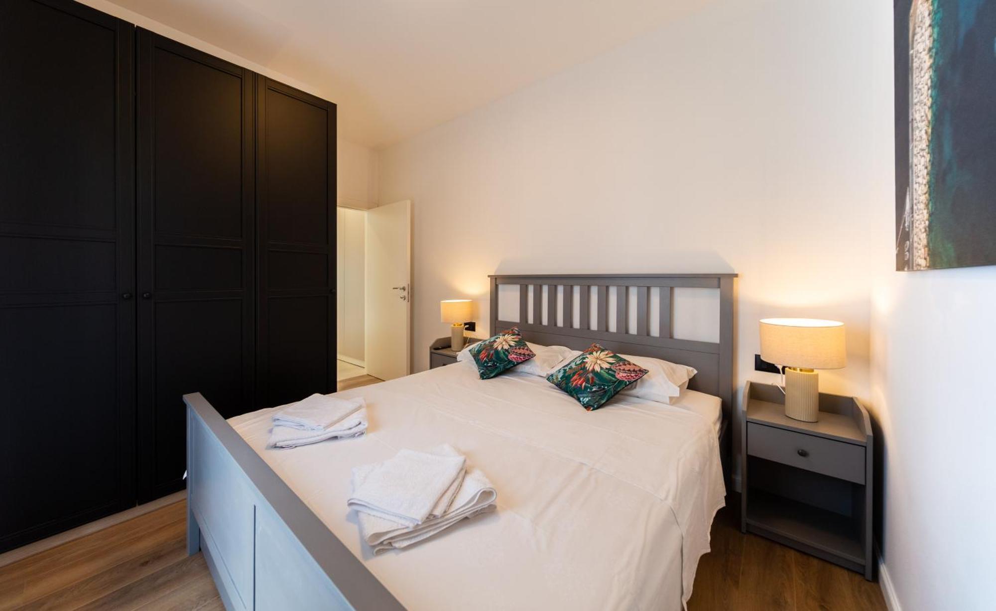 Seaside Elegance Suites Komiža Extérieur photo